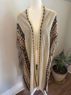 Nostalgia Cream Knit Fringe Cardigan with Multicolor Pattern